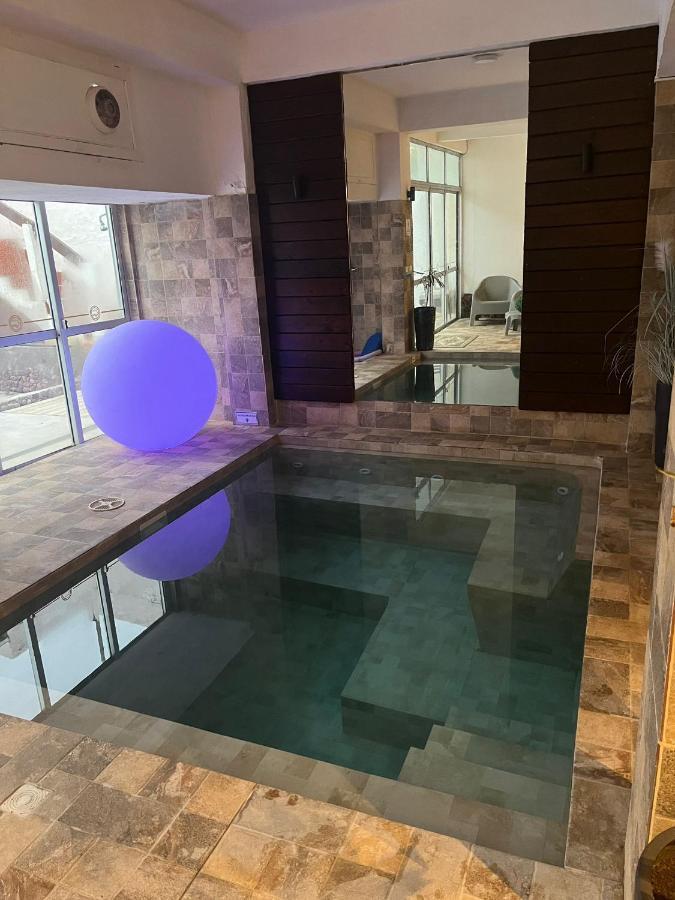 Hotel Lujan ปีรีอาโปลิส ภายนอก รูปภาพ