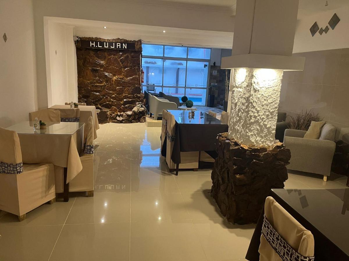 Hotel Lujan ปีรีอาโปลิส ภายนอก รูปภาพ