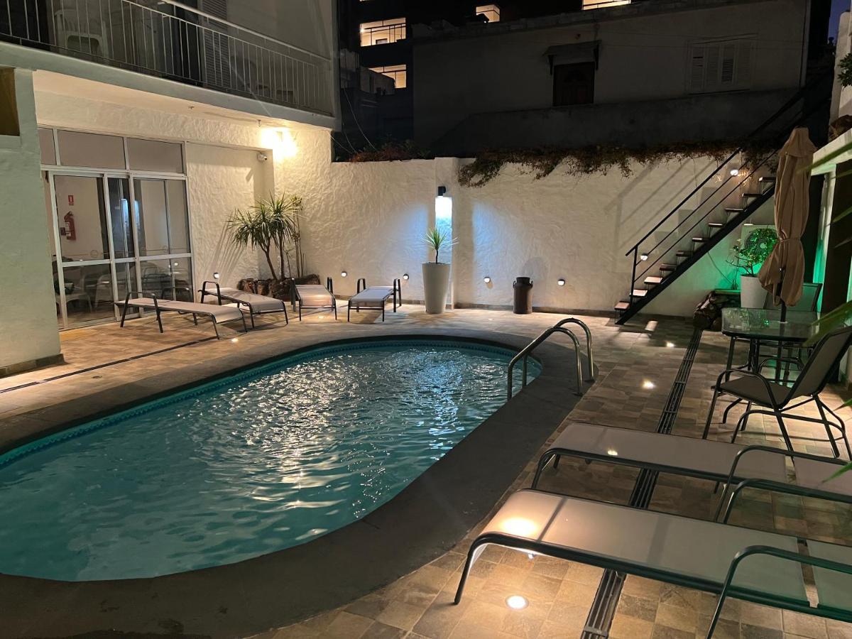 Hotel Lujan ปีรีอาโปลิส ภายนอก รูปภาพ
