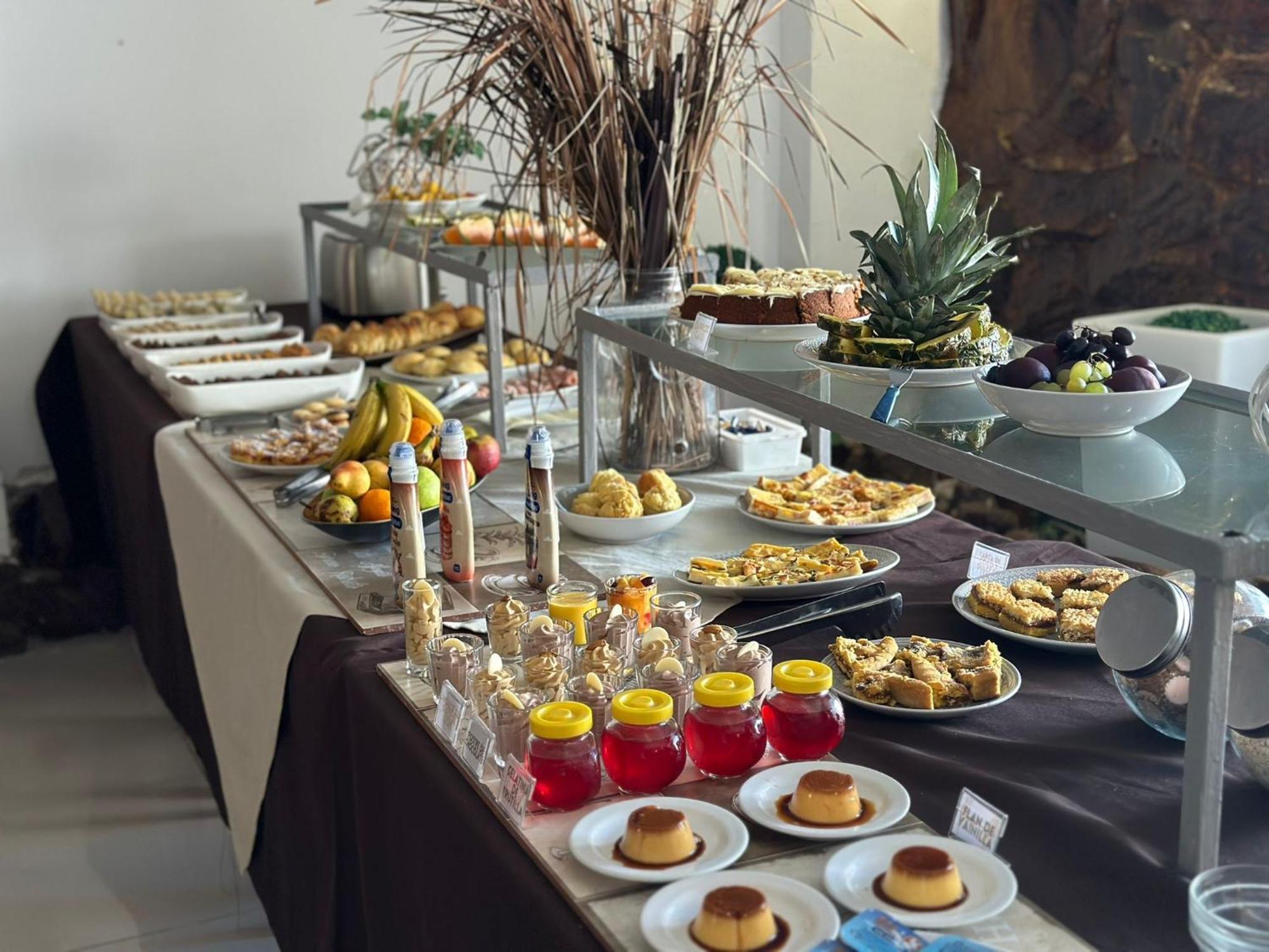 Hotel Lujan ปีรีอาโปลิส ภายนอก รูปภาพ